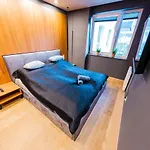 شقة Euro Riverside Luxury 2