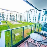 Euro Riverside Luxury 2 شقة
