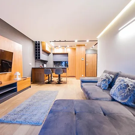Euro Riverside Luxury 2 غدانسك